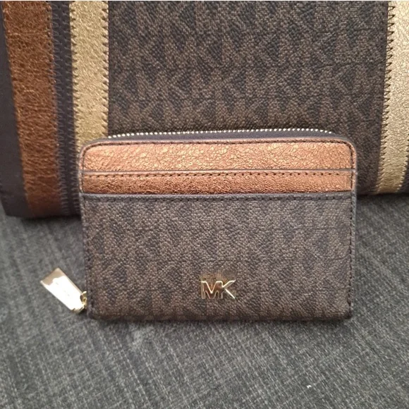 NWT MK Whitney Tote Set S Very Beautiful Love this tote and Matching Wallet!